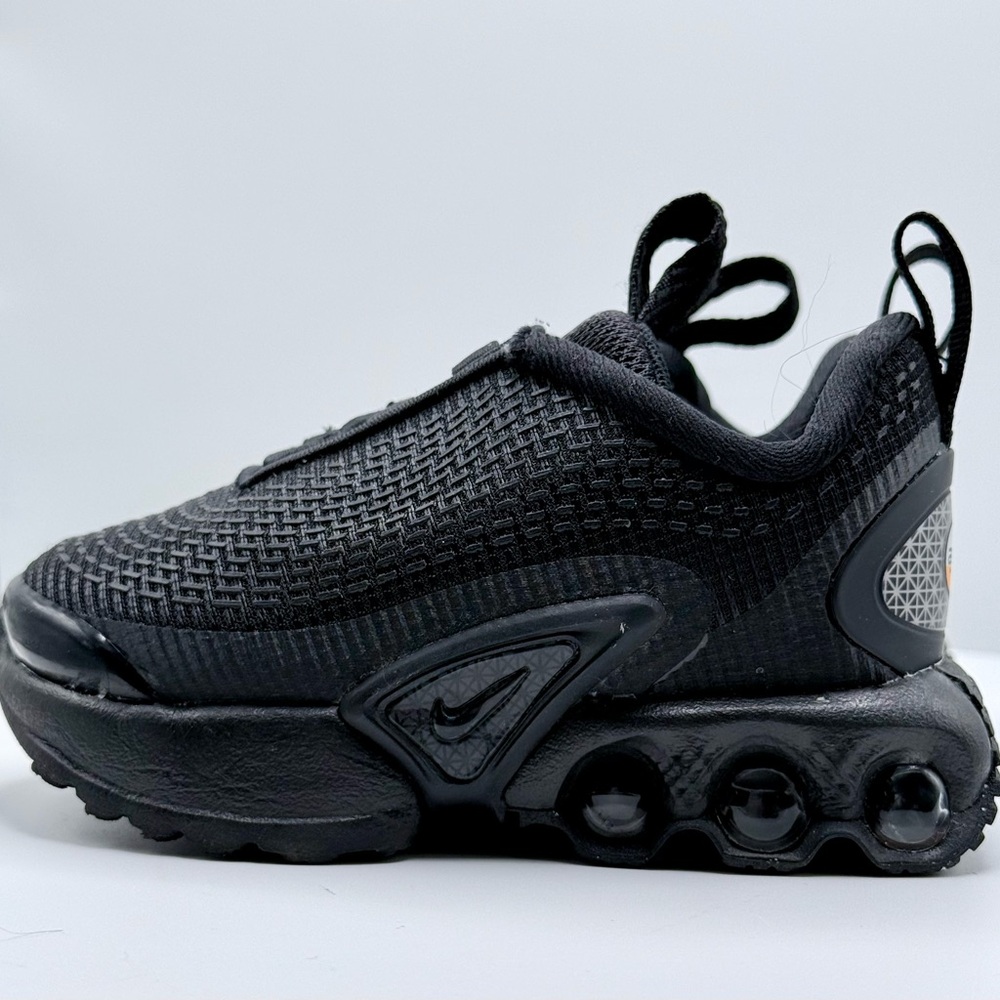 Nike Air Max DN Black Running Sneakers Toddler Size 5C Athletic Shoes FN4452-004